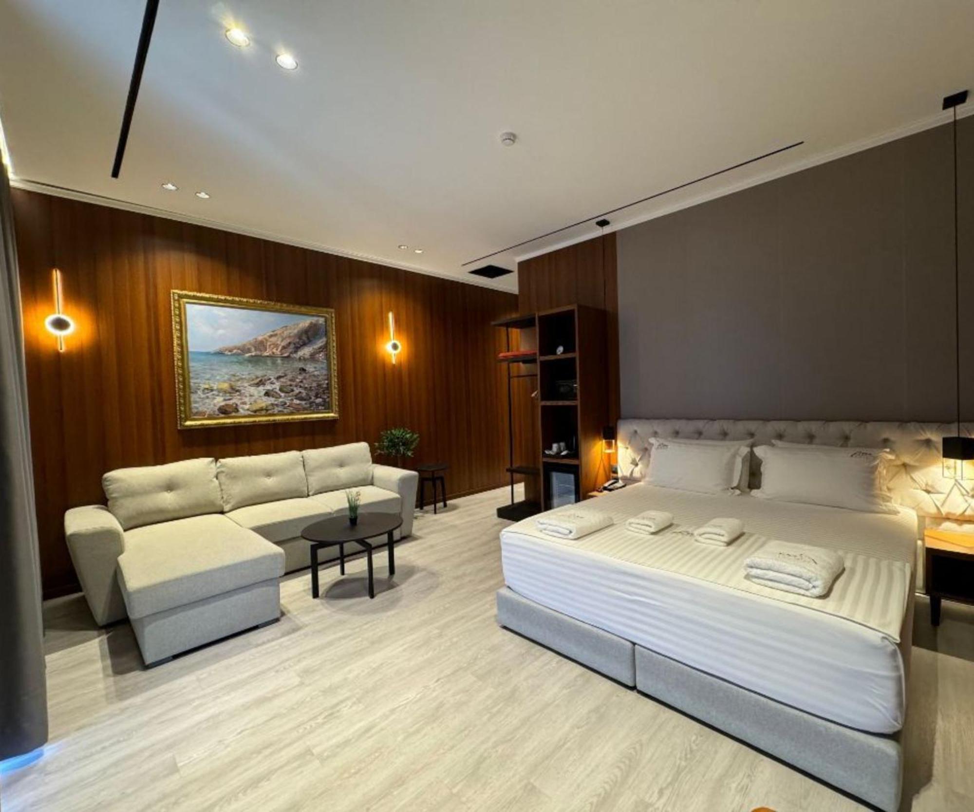 Hotel Area 4*