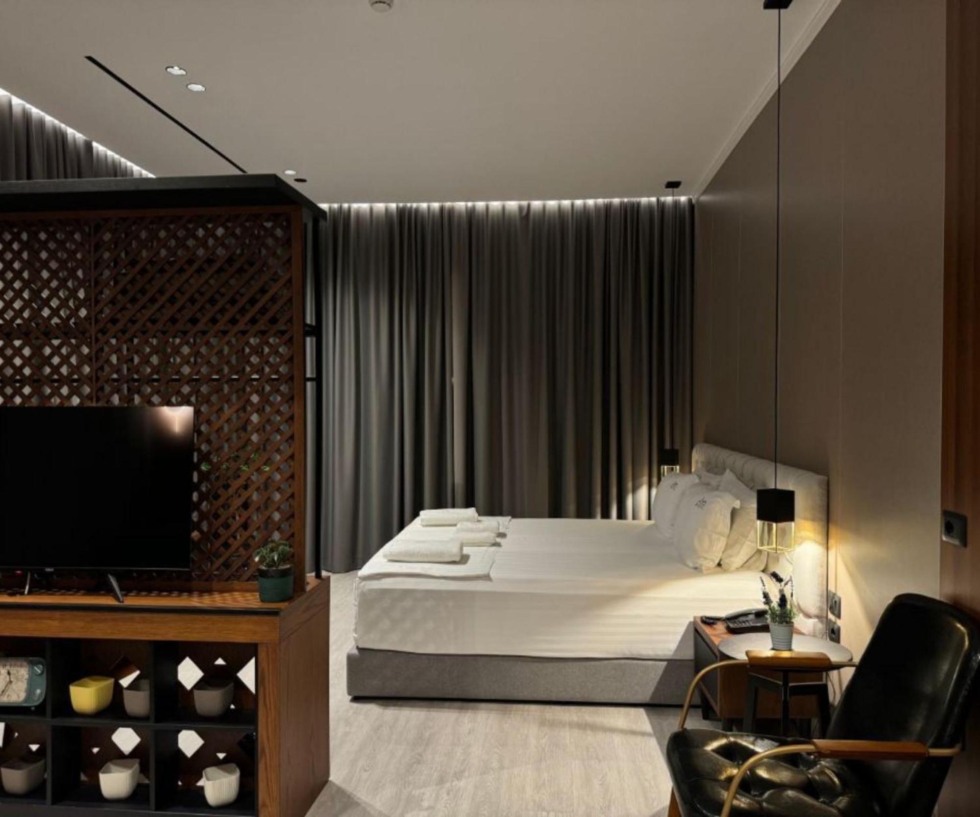 Area Hotel